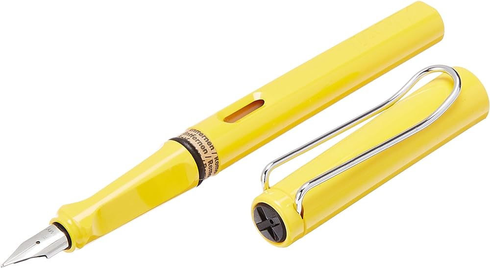 Lamy Safari Yellow Fountain Pen | Sturdy Plastic, Shiny Yellow | Metal Clip, Ergonomic Grip | Steel Nib, Polished | with Ink Cartridge T 10 Blue | with Converter Z 28