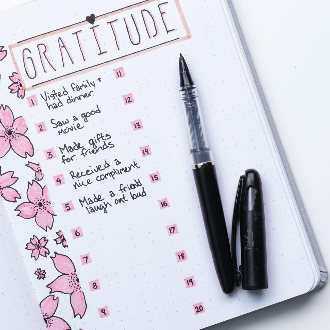 Pentel Tradio Stylo Fountain Pen | Plastic Ribbed Body | Sleek Black Body | Black Ink, Pack of 1