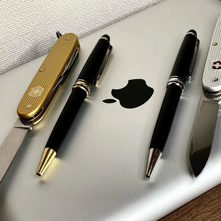 Montblanc Meisterstück Classique Ballpoint Pen - Black With Gold Trims